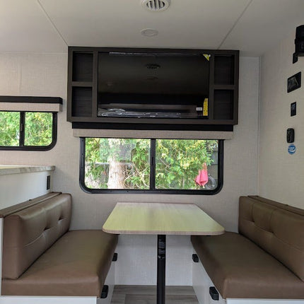 2026 Venture Stratus SR302VBH