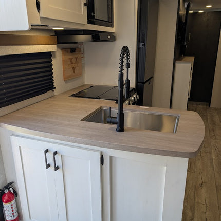 2026 VENTURE SIENNA SA281VQB
