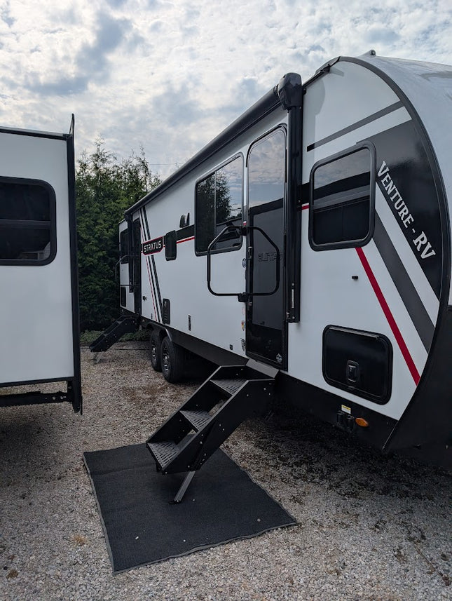 2026 VENTURE Stratus Ultra-Lite SR282VFD