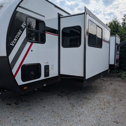 2026 VENTURE Stratus Ultra-Lite SR282VFD