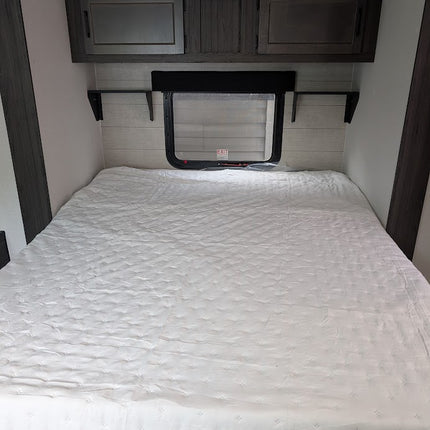 2026 VENTURE Stratus Ultra-Lite SR282VFD